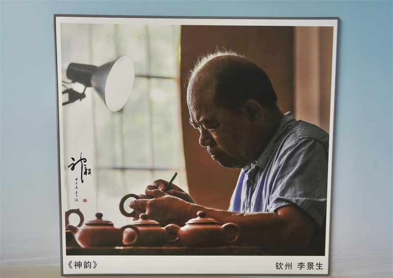 摄影展现场(央广网发 周燕摄)