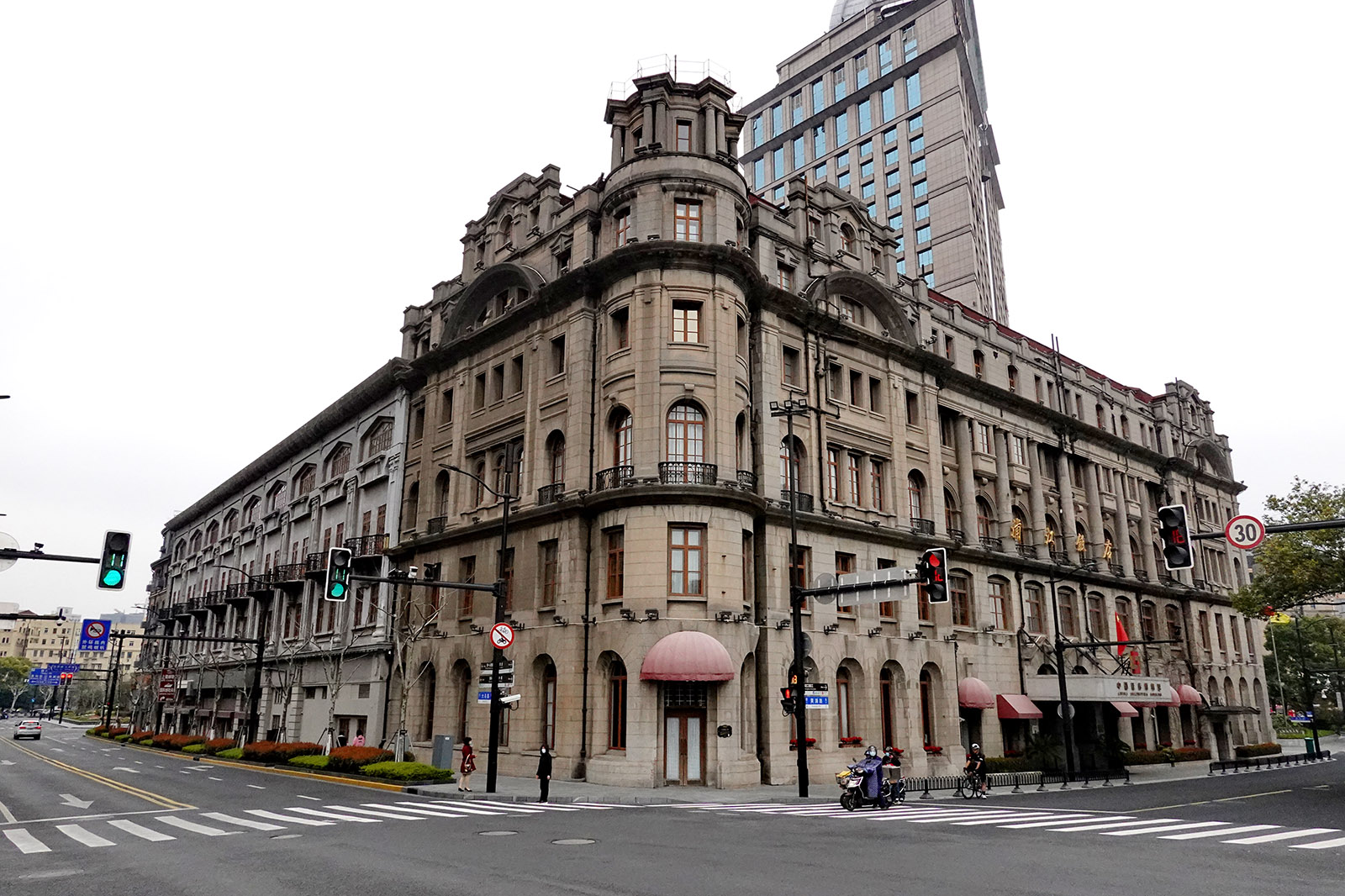 2022年3月18日，浦江饭店。王定森 图