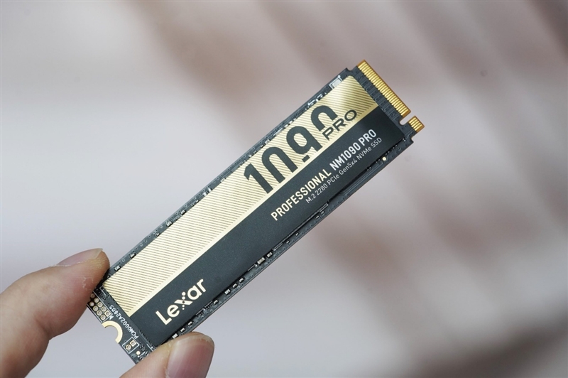 雷克沙NM1090 Pro 2TB SSD评测：等待2年的最佳主控！满血性能不超过62度