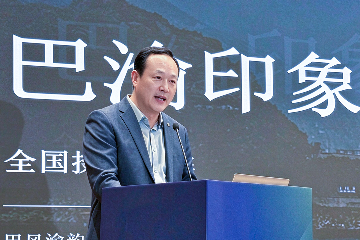东方摄影|东方国际摄影艺术促进会代表宣读摄影赛发布辞