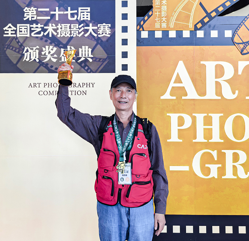 陈忠明.jpg 陈忠明.jpg