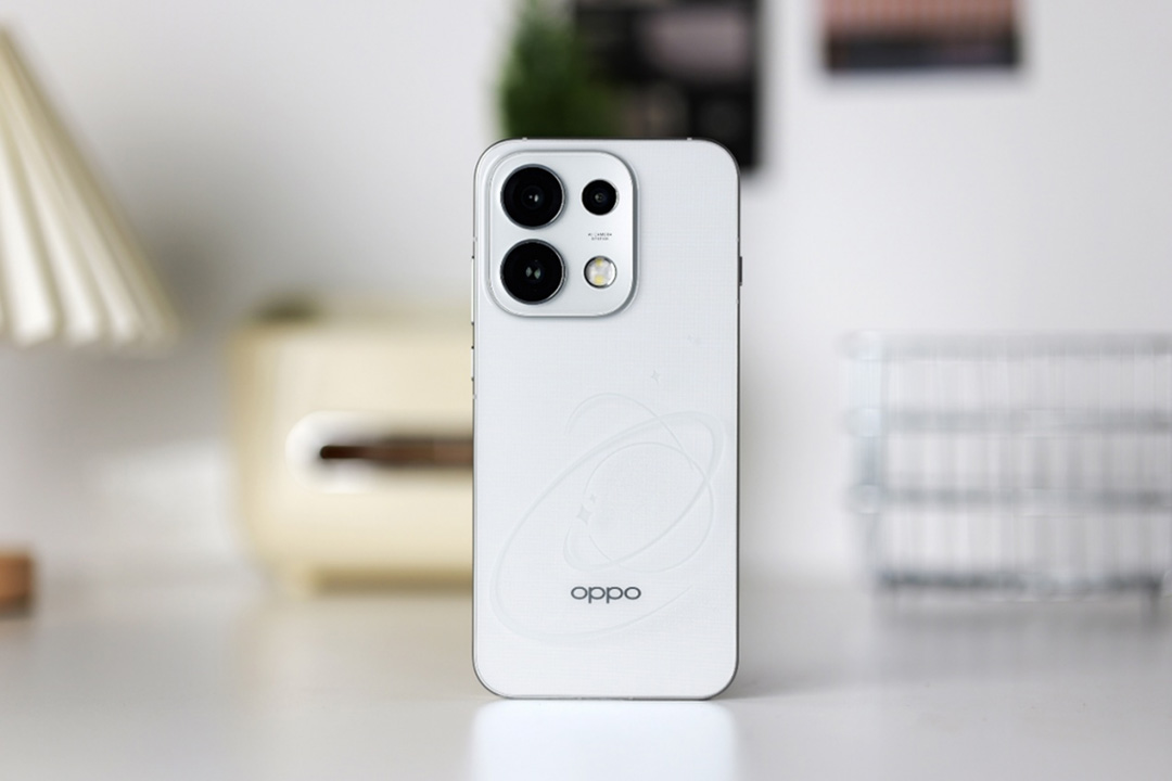 OPPO Reno16系列今日震撼发布:首创3D悬浮星球工艺,全系标配潜望长焦