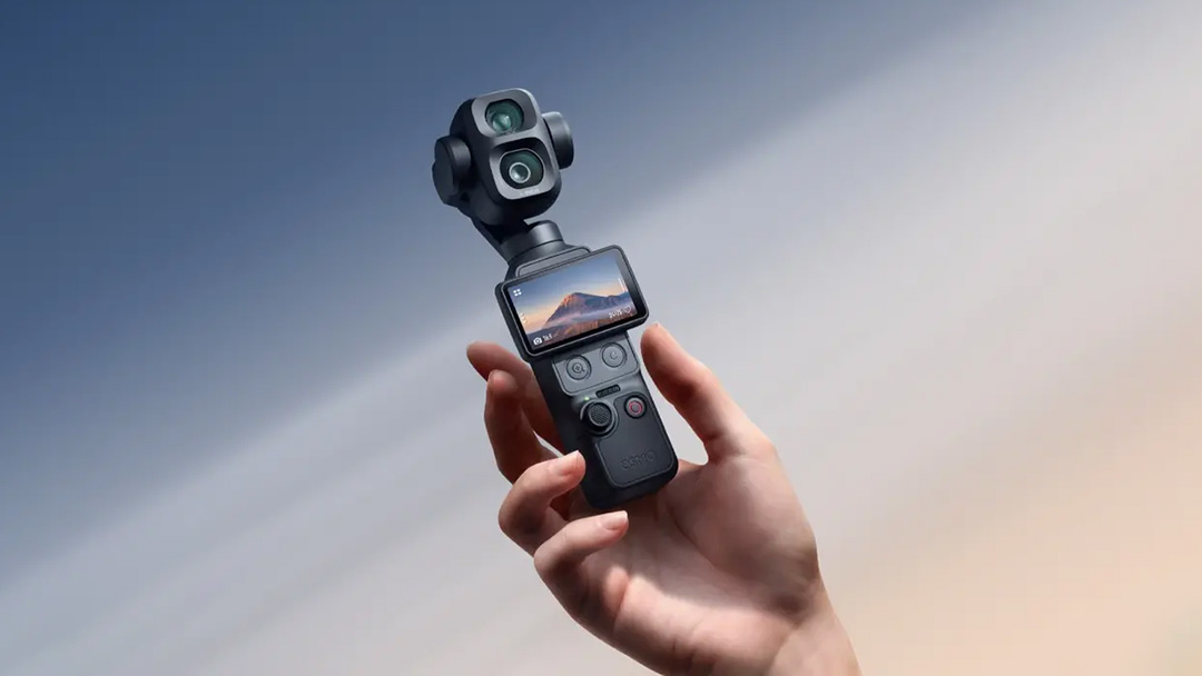 云台相机双雄正面交锋:影石 Luna Ultra 紧急调价应对大疆 Pocket 4P 新品