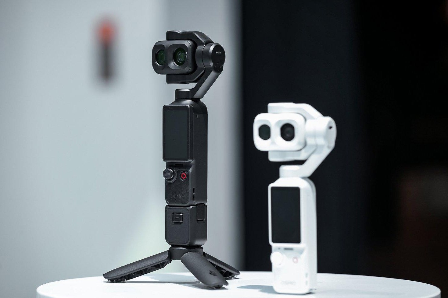 Osmo Pocket 4P 专业版珠光白新机全球首秀