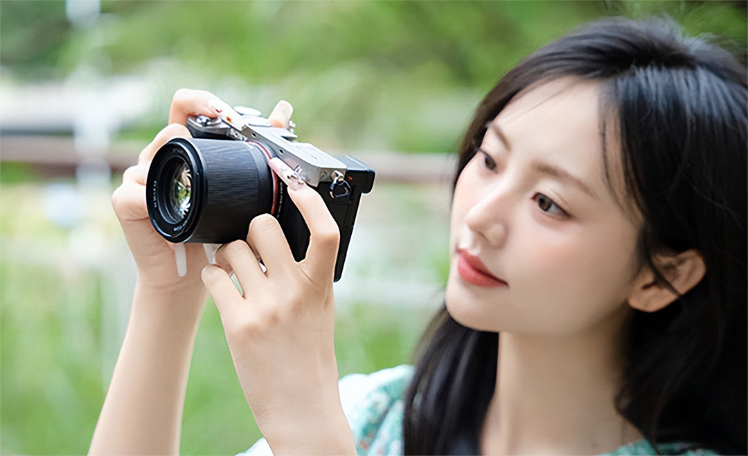 铭匠 50mm F1.8 Neo FE