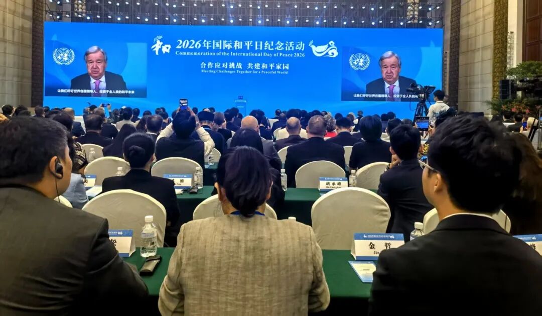 东方摄影|国际摄联(FIAP)中国首席代表曾毅在武汉应邀出席