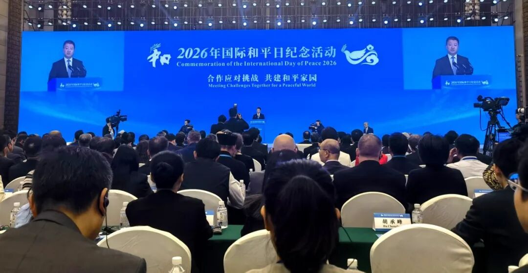 东方摄影|国际摄联(FIAP)中国首席代表曾毅在武汉应邀出席