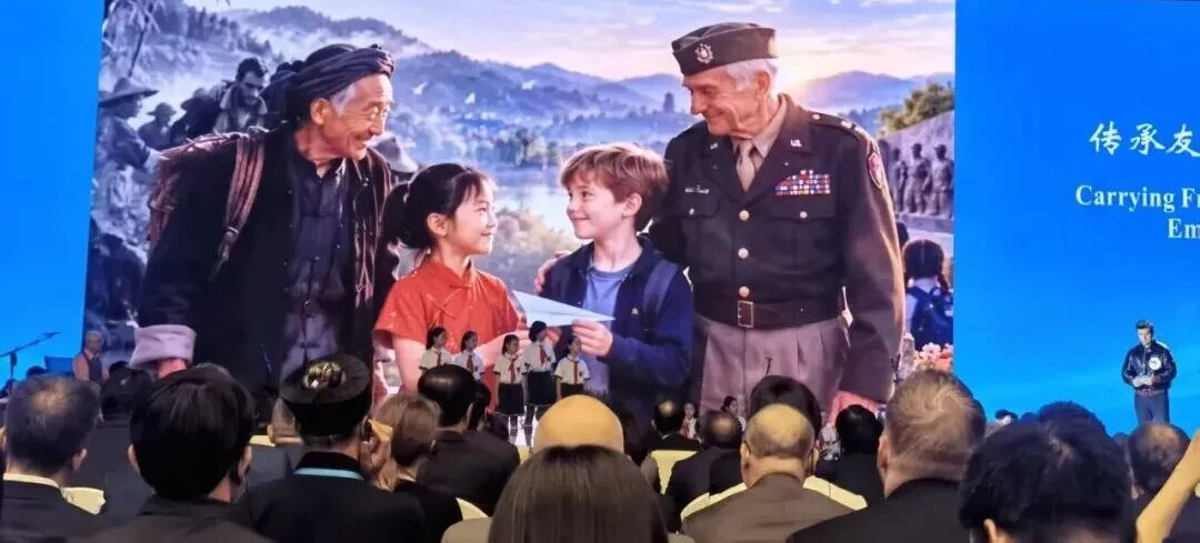 东方摄影|国际摄联(FIAP)中国首席代表曾毅在武汉应邀出席
